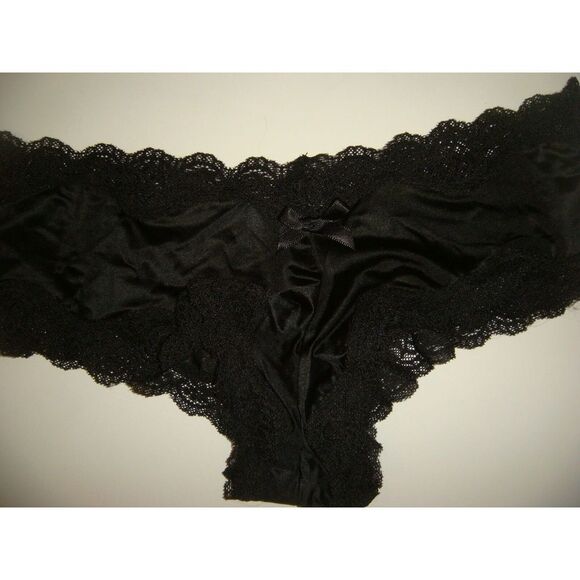 Victoria's Secret XS cheeky panty GIFT box Black White Animal Print Polka Dot - Picture 4 of 4